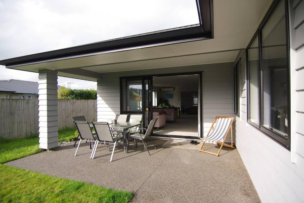 House In Hamilton别墅 外观 照片