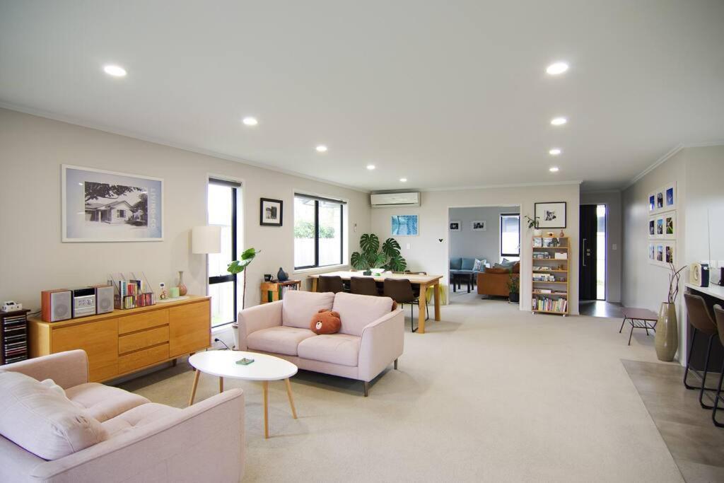 House In Hamilton别墅 外观 照片
